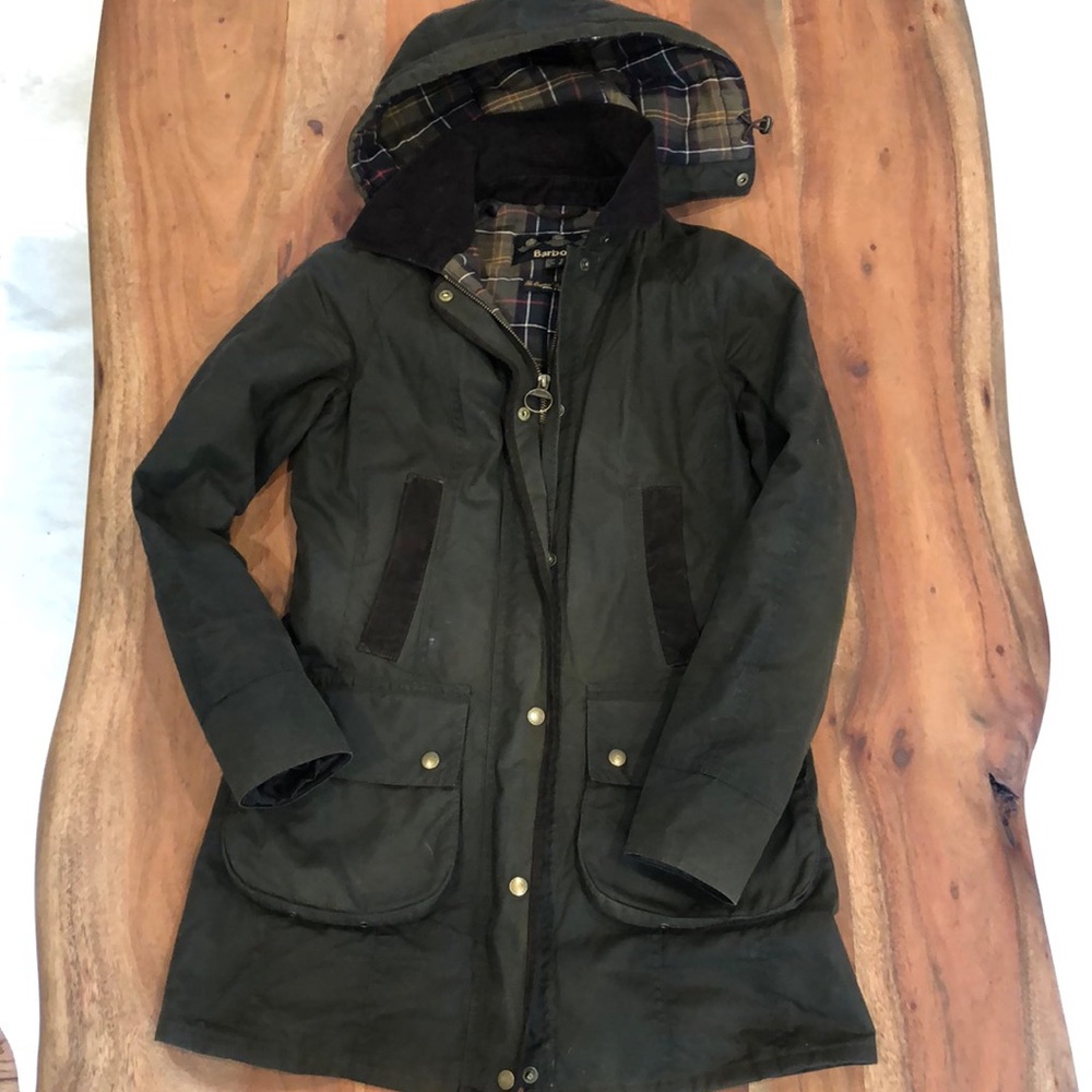 Barbour Classic Beadnell Coat  with hood 4